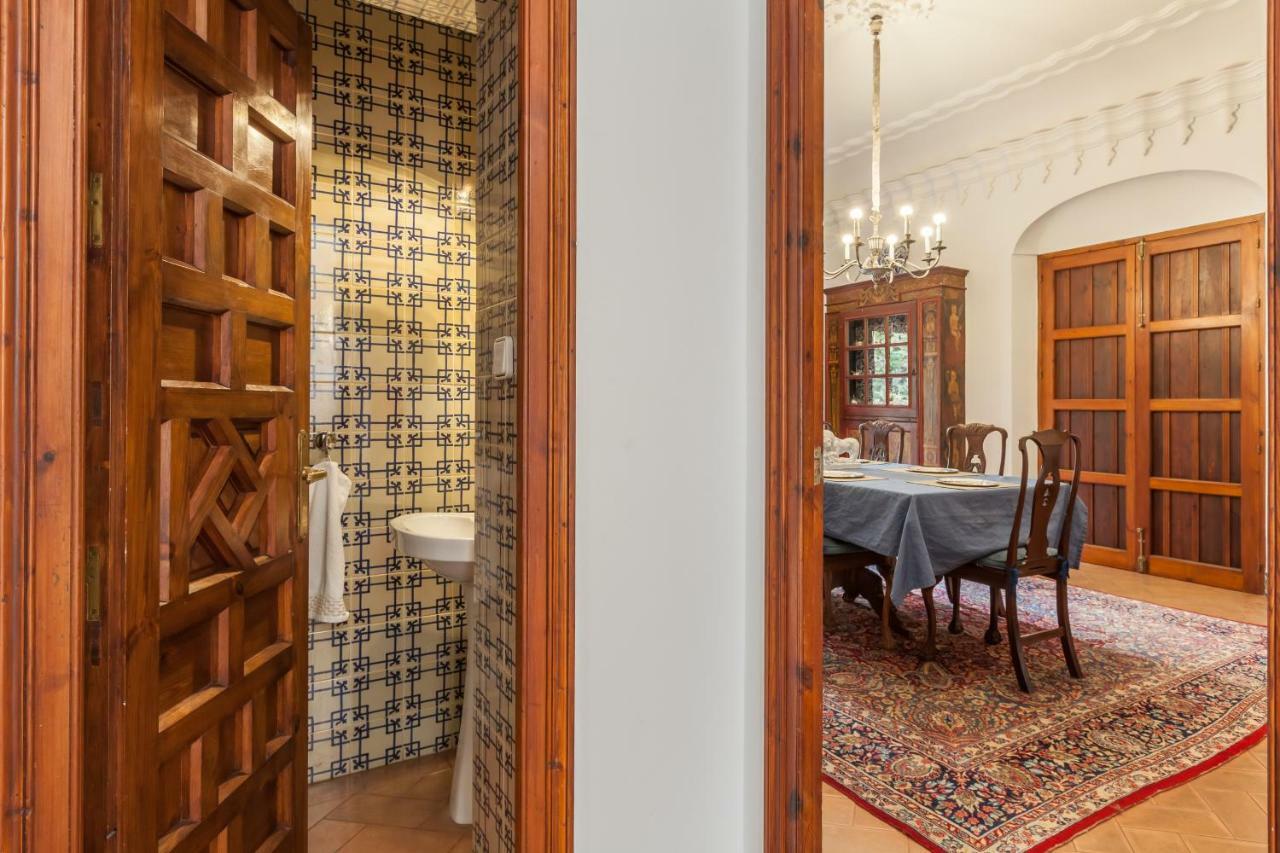 Villa Elvira, Exclusive Pool And Gardens In The Heart Of Sevilla Exterior photo