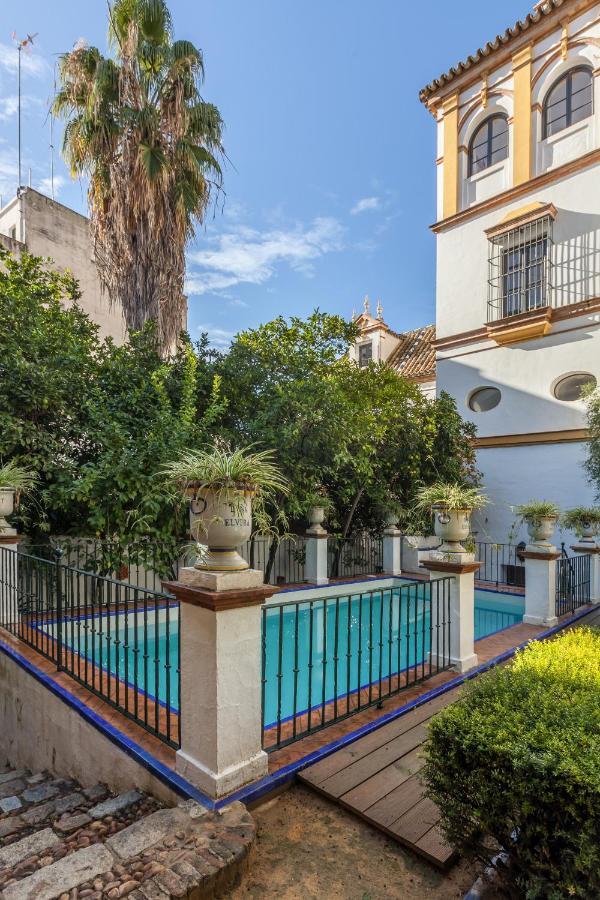 Villa Elvira, Exclusive Pool And Gardens In The Heart Of Sevilla Exterior photo