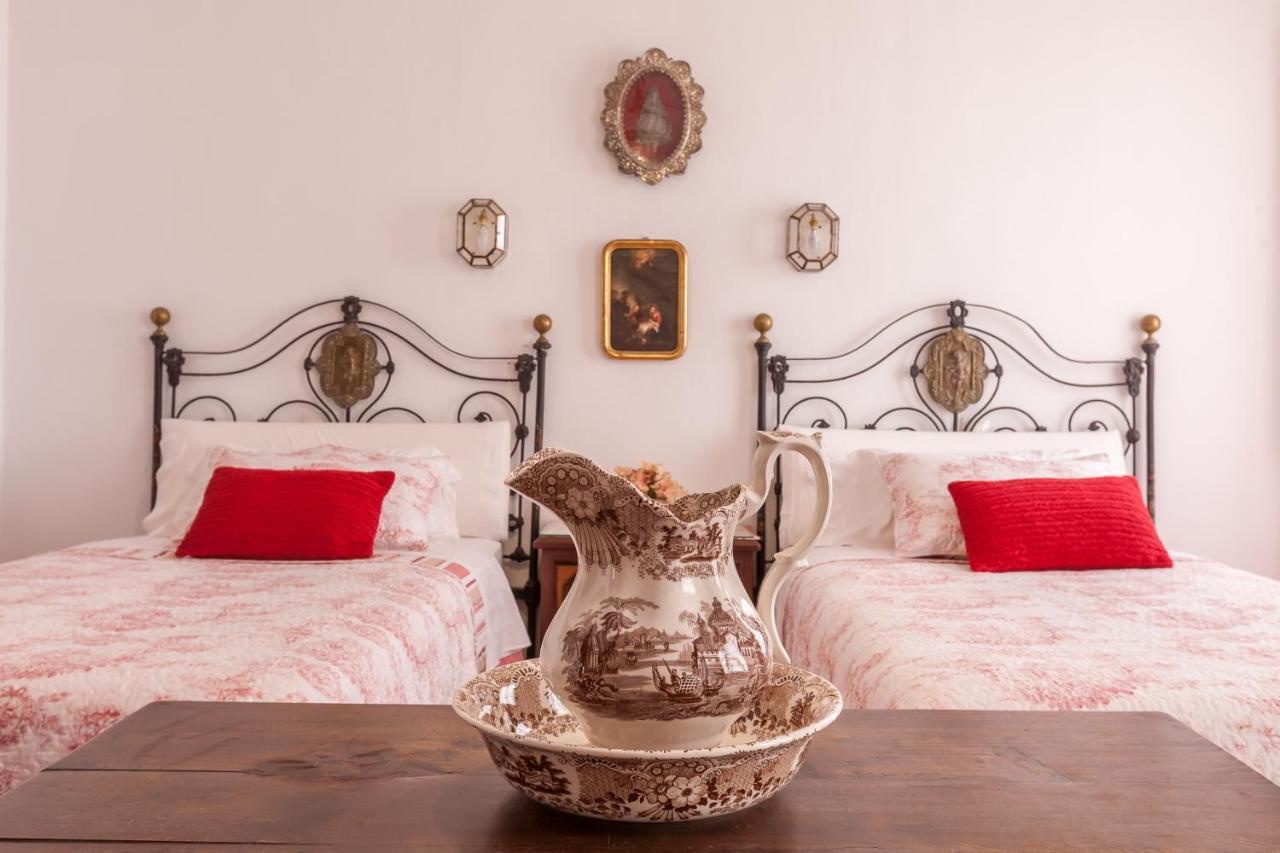 Villa Elvira, Exclusive Pool And Gardens In The Heart Of Sevilla Exterior photo